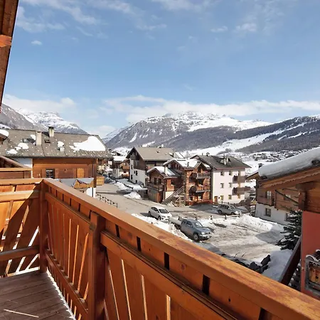 Casa Natale By Alpenwhite Lägenhet *